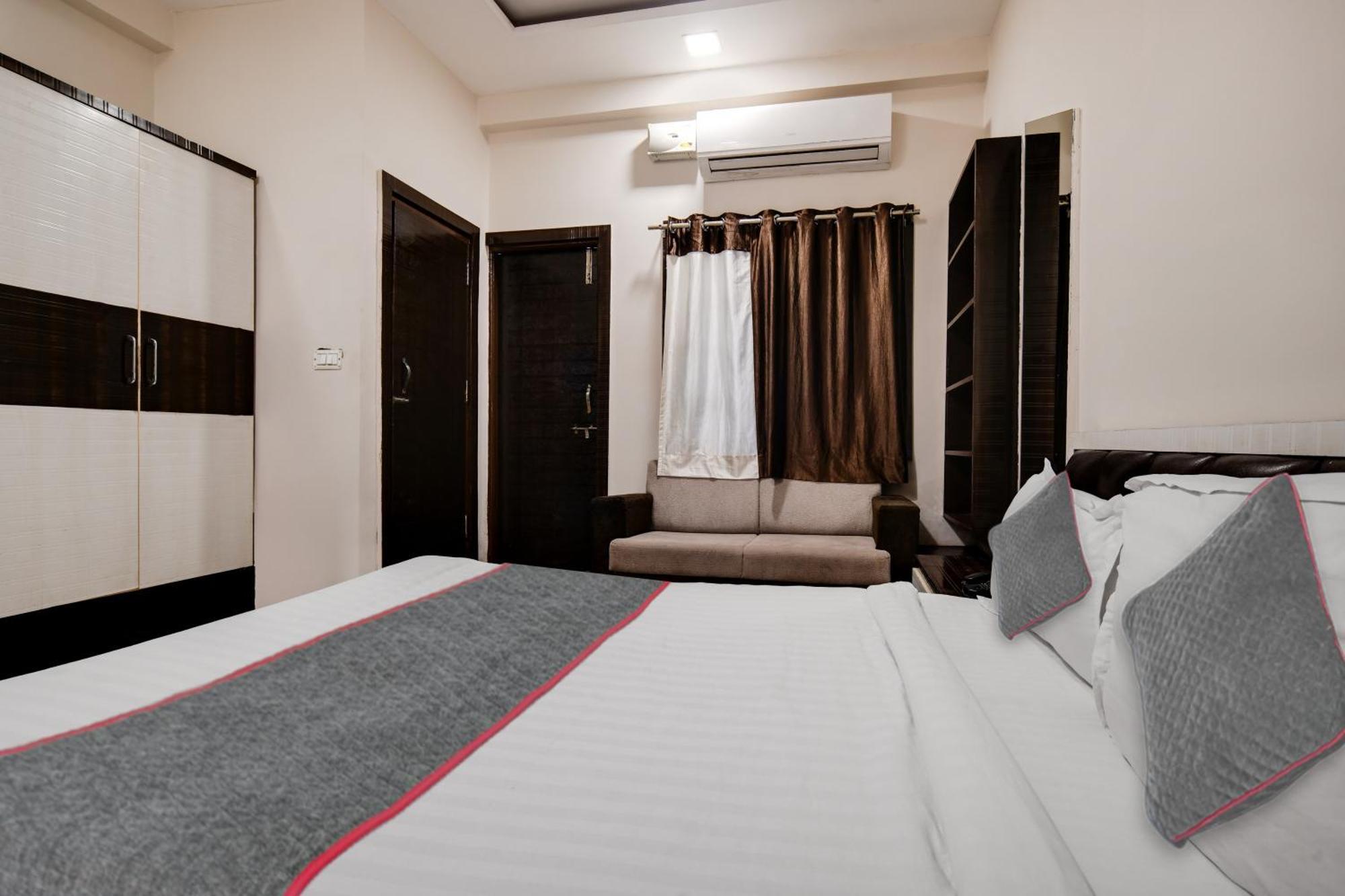 Townhouse Prime Stay Indore Exterior photo